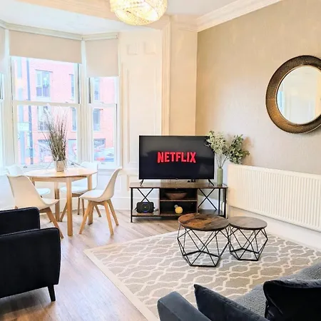 Clifford's Reach At Bluebridge Court With Free Parking