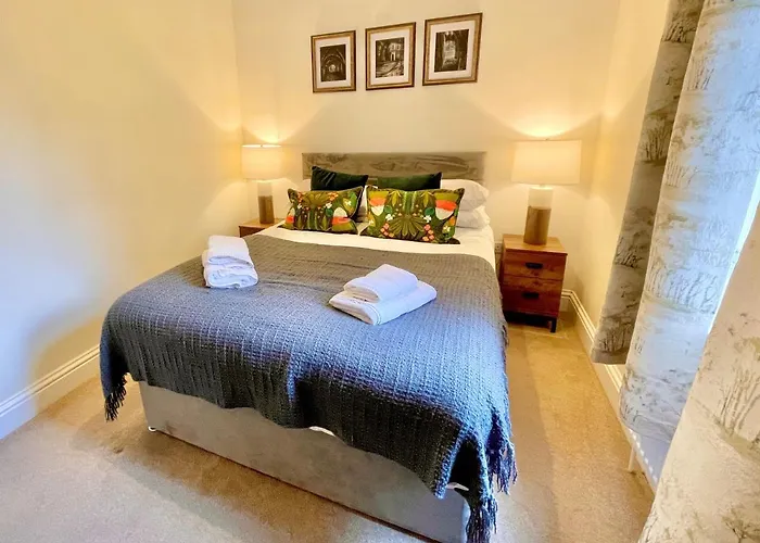 Clifford's Reach At Bluebridge Court With Free Parking Appartement