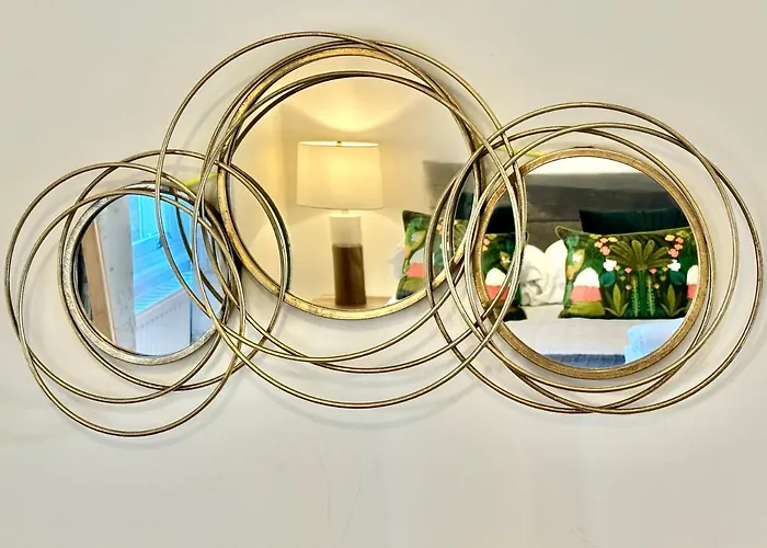 Clifford's Reach At Bluebridge Court With Free Parking Appartement *