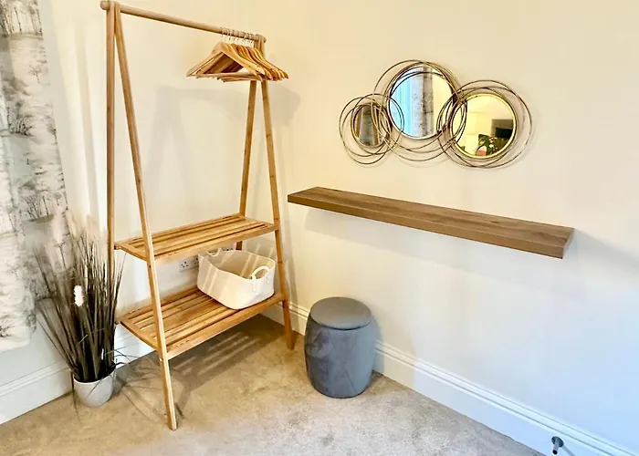 Appartement Clifford's Reach At Bluebridge Court With Free Parking