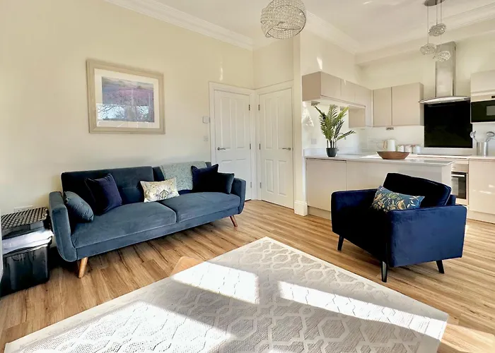 Clifford's Reach At Bluebridge Court With Free Parking York