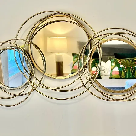 Clifford's Reach At Bluebridge Court With Free Parking Appartement *