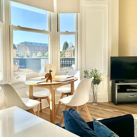 Clifford's Reach At Bluebridge Court With Free Parking York